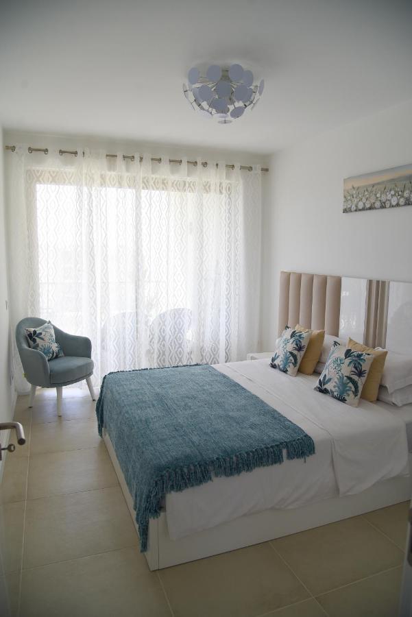 Luxury Oasis Sea View Apartment Portimao Exterior photo