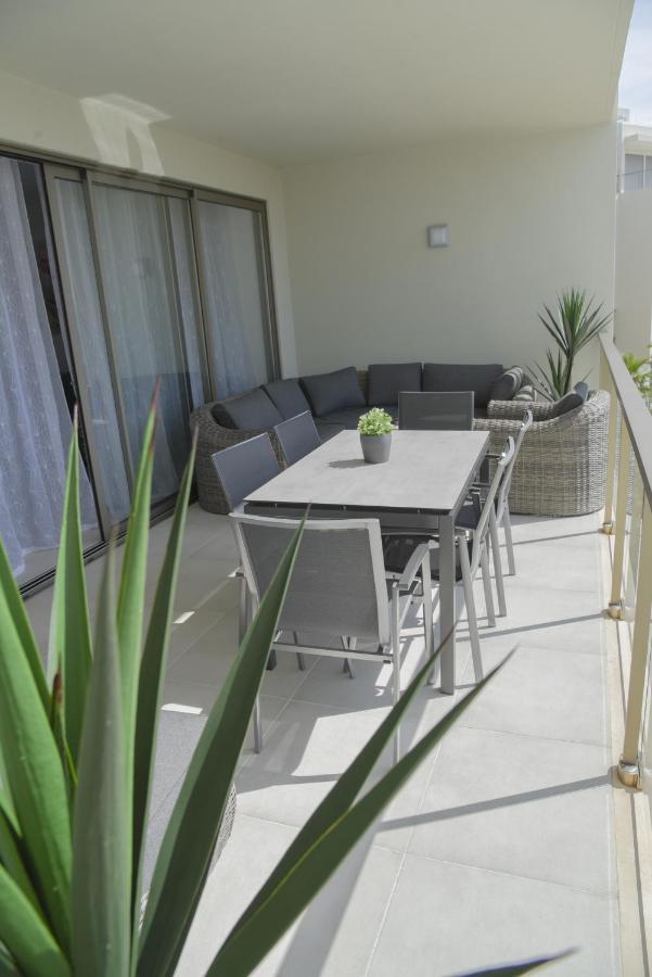 Luxury Oasis Sea View Apartment Portimao Exterior photo