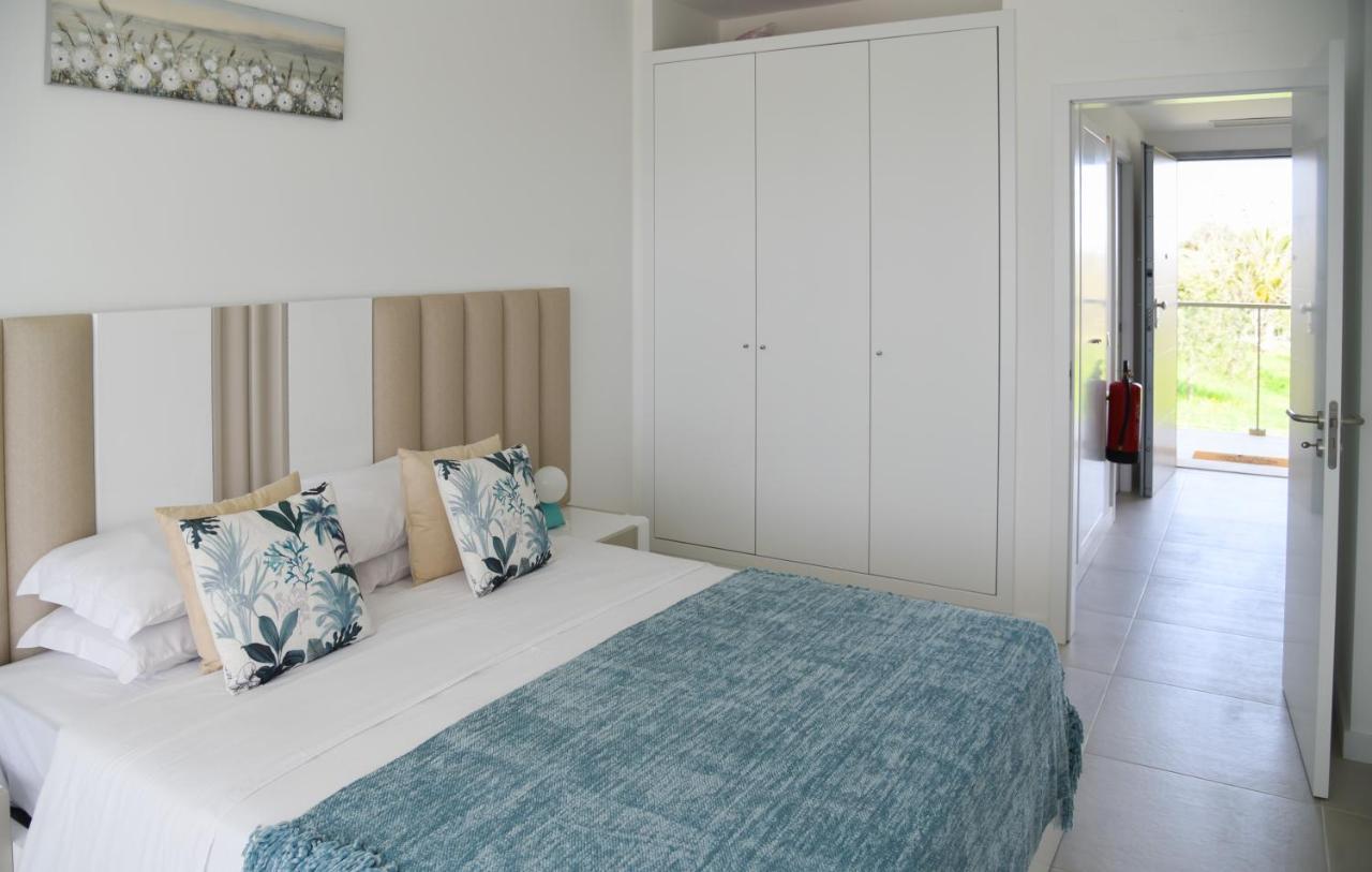 Luxury Oasis Sea View Apartment Portimao Exterior photo