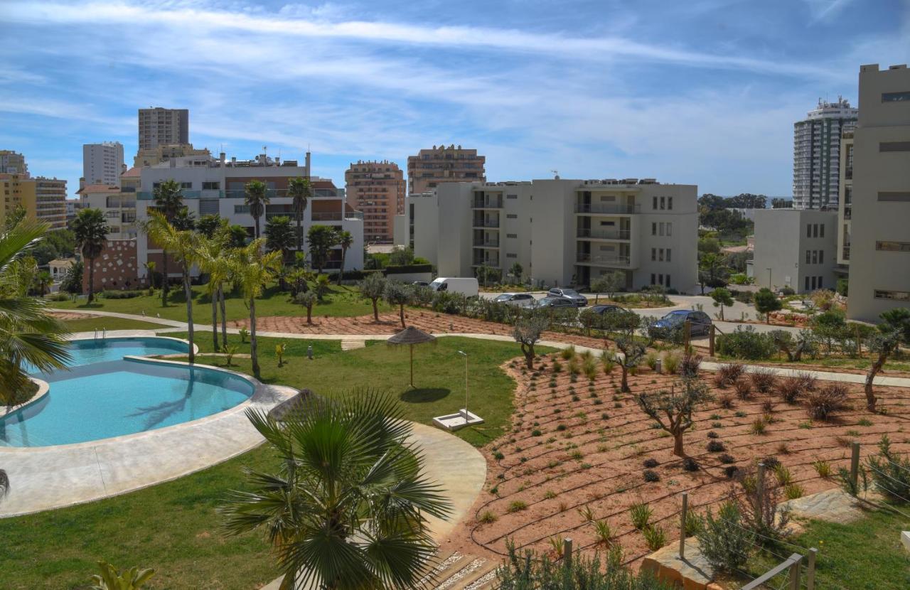 Luxury Oasis Sea View Apartment Portimao Exterior photo